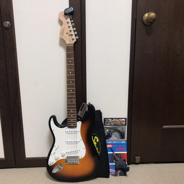 レフティ エレキギター SQUIER Stratocaster スターターセット