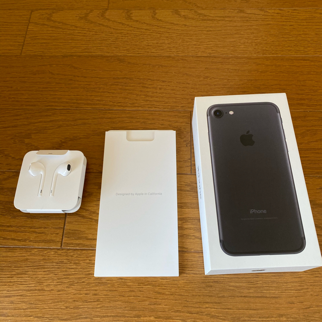 iPhone7  ジェットブラック　128GB