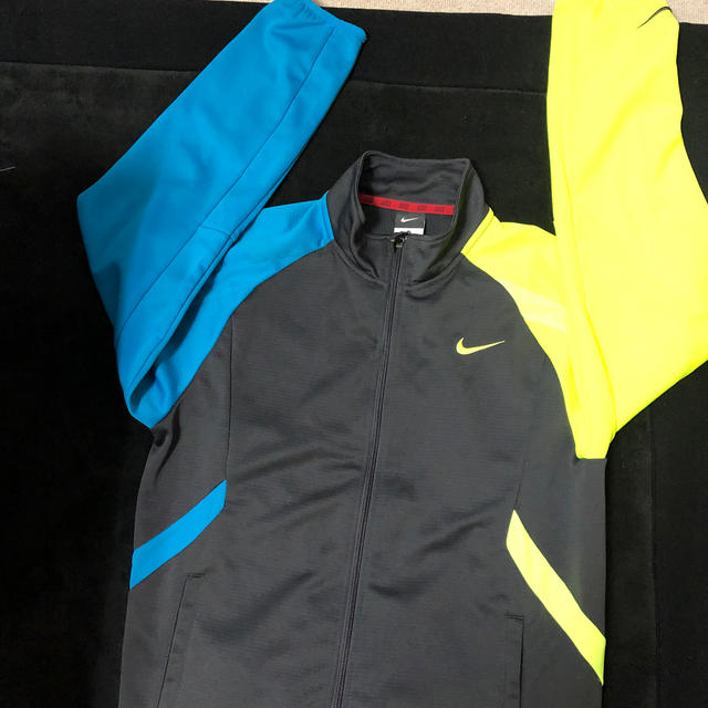 NIKE(ナイキ)のナイキ　NIKE ジャージ　上下　M  メンズのトップス(ジャージ)の商品写真