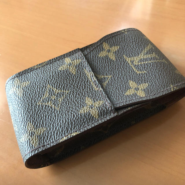 LOUIS VUITTON(ルイヴィトン)のLV シガレットケース メンズのファッション小物(タバコグッズ)の商品写真