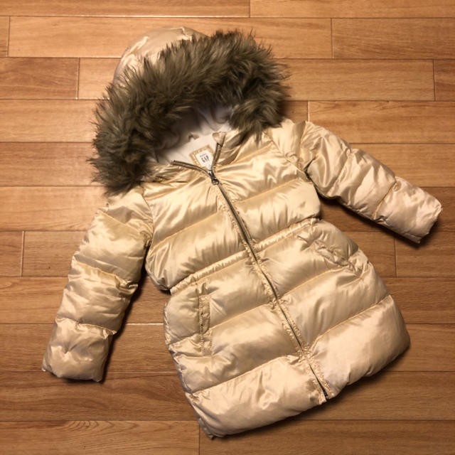 babyGAP(ベビーギャップ)のBaby Gap ダウン　5T 110 キッズ/ベビー/マタニティのキッズ服女の子用(90cm~)(コート)の商品写真