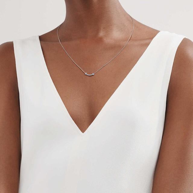 Tiffany Co 値下 19年ホリデー限定モデル ティファニーt スマイル ミニ ペンダントの通販 By M S Shop ティファニーならラクマ Tiffany Co 値下 19年ホリデー限定モデル ティファニーt スマイル ミニ ペンダントの通販 By M S Shop ティファニーならラクマ