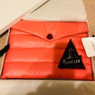 MONCLER（クラッチバッグ）のフリマアイテム一覧