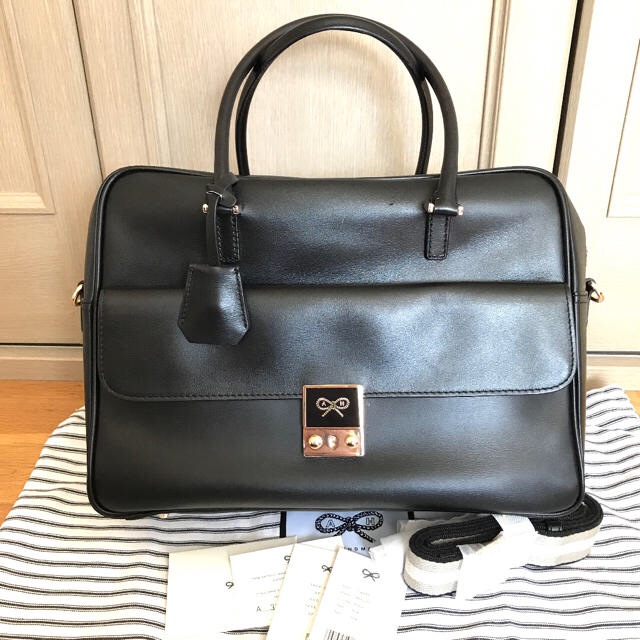 ANYA HINDMARCH アニヤハインドマーチ カーカー ブラック
