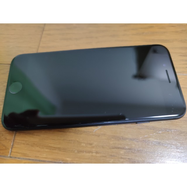 iPhone(アイフォーン)のiPhone7 128GB ブラック スマホ/家電/カメラのスマートフォン/携帯電話(スマートフォン本体)の商品写真