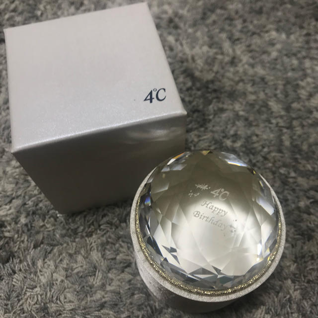 4℃(ヨンドシー)の4℃ バースデーアクセサリーケース レディースのアクセサリー(その他)の商品写真