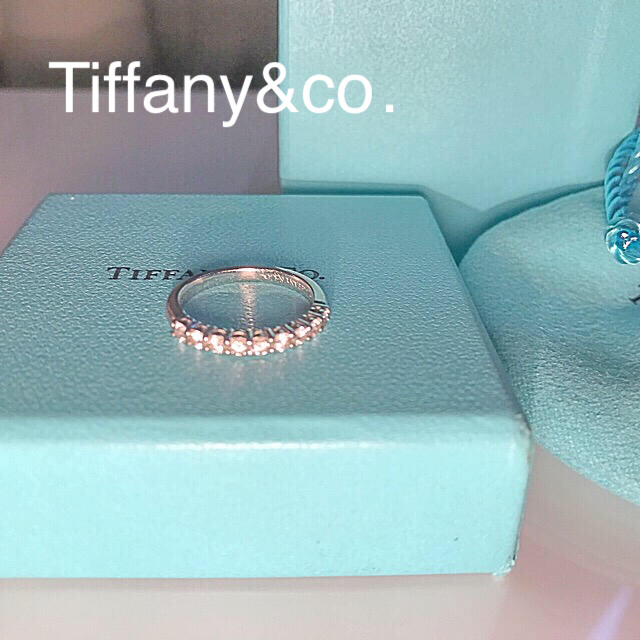 Tiffany & Co.(ティファニー)の✨火曜日までスペシャルプライス！Tiffany ティファニー エンブレスバンド レディースのアクセサリー(リング(指輪))の商品写真