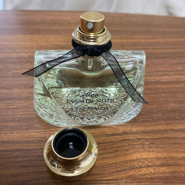 BVLGARI(ブルガリ)のブルガリ　ジャスミンノワール　50ml コスメ/美容の香水(香水(女性用))の商品写真