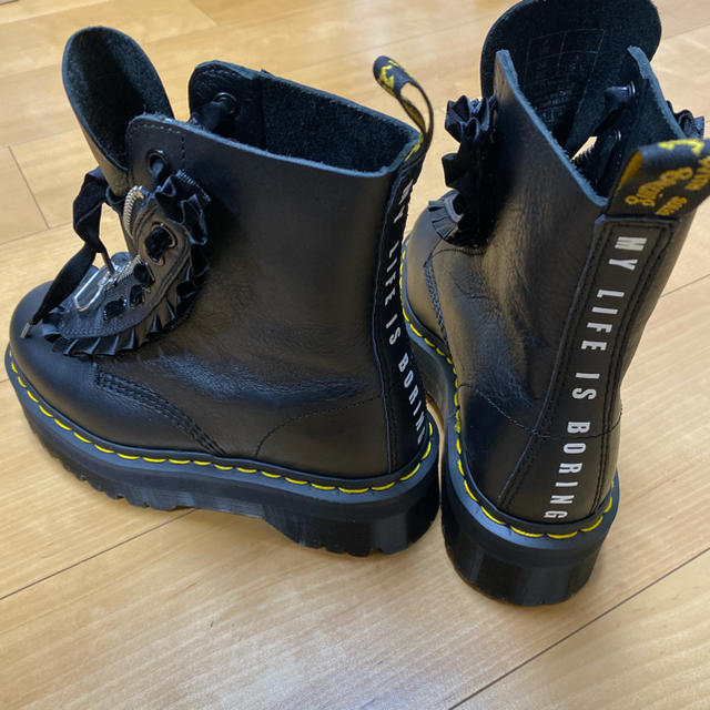 Dr.Martens(ドクターマーチン)のDr.MartensとLAZYOAFのコラボ　新品未使用 レディースの靴/シューズ(ブーツ)の商品写真