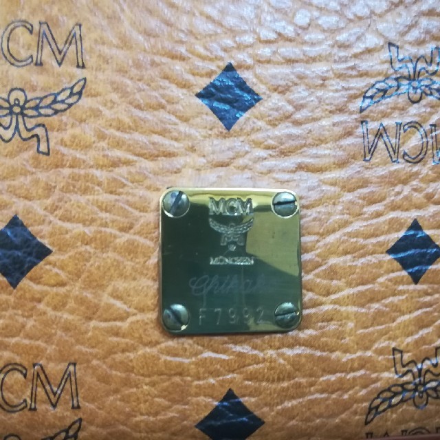 MCM(エムシーエム)のMCM ビンテージ ミニバッグ レディースのバッグ(ショルダーバッグ)の商品写真