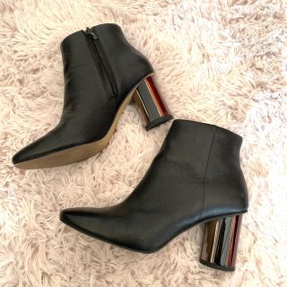 ザラ(ZARA)のザラ　ZARA ショートブーツ(ブーツ)