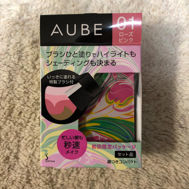 AUBE(オーブ)のオーブ　ブラシひと塗りチーク　01  ローズピンク コスメ/美容のベースメイク/化粧品(チーク)の商品写真
