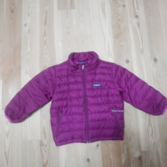 patagonia(パタゴニア)のPatagonia　パタゴニア　ダウン キッズ/ベビー/マタニティのキッズ/ベビー/マタニティ その他(その他)の商品写真