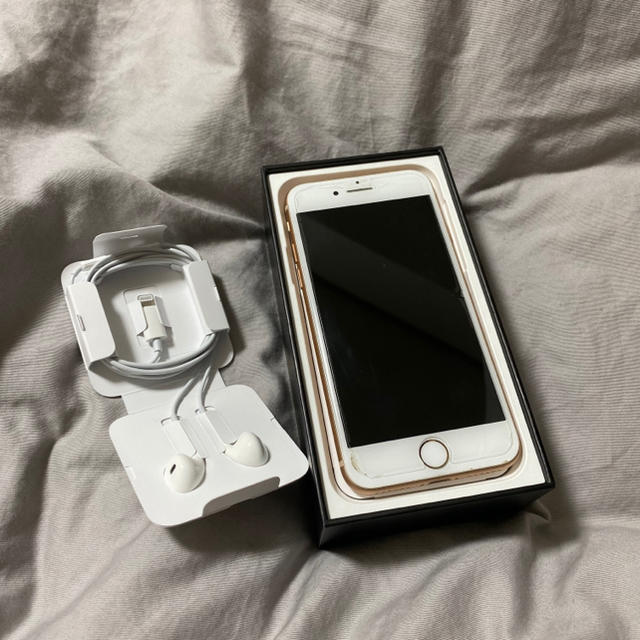 iPhone 8 Gold 64 GB SIMフリー