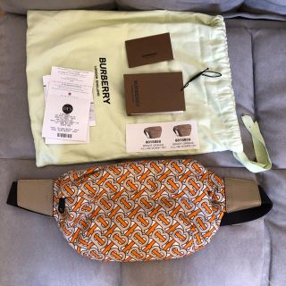 バーバリー(BURBERRY)のBurberry TB ロゴ　ボディバッグ　bodybag(ボディーバッグ)