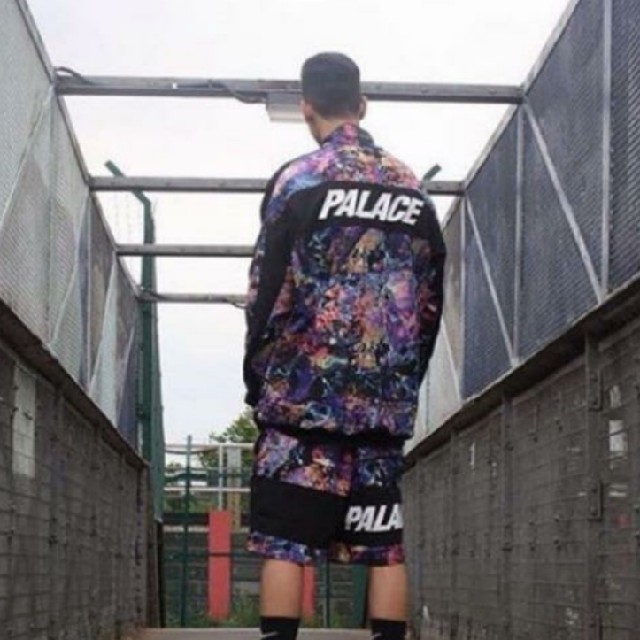 palace 宇宙柄　ジャケット