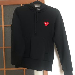 コムデギャルソン(COMME des GARCONS)のPlay COMME des GARCONS パーカー(パーカー)