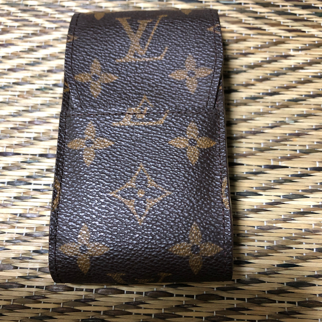 LOUIS VUITTON(ルイヴィトン)のLOUIS VUITTON タバコケース メンズのファッション小物(タバコグッズ)の商品写真