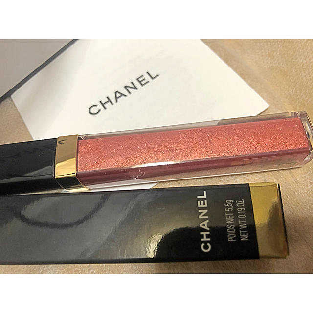 CHANEL(シャネル)のCHANEL 724 バーントシュガー グロス コスメ/美容のベースメイク/化粧品(リップグロス)の商品写真