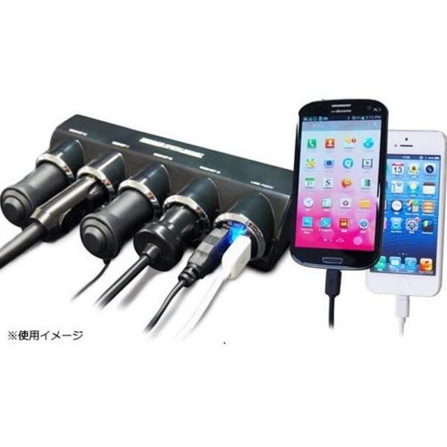 Kashimura(カシムラ)の【新品】4連セパレートソケット USB2ポート 4.8A　NKX-187 自動車/バイクの自動車(車内アクセサリ)の商品写真