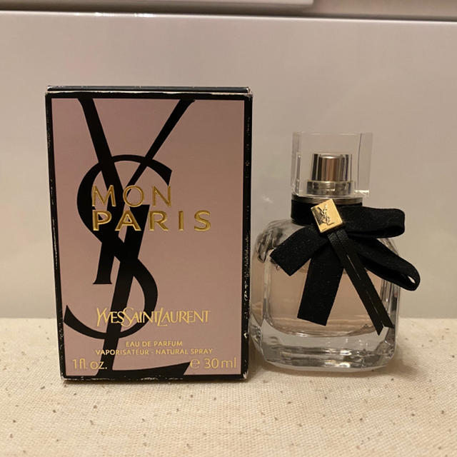 ysl モンパリ　オーデパルファム