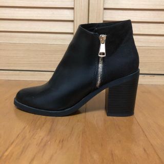 ザラ(ZARA)のstradivarius ショートブーツ(ブーツ)