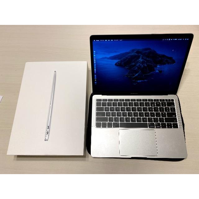 MacBook Air 2019 128GB USキーボード＋マルチポートハブ