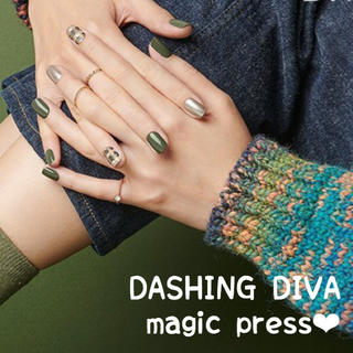 ☆最新作☆ DASHING DIVA ダッシングディバ マジックプレス 243 コスメ/美容のネイル(つけ爪/ネイルチップ)の商品写真