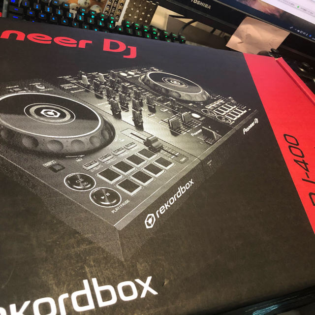 Pioneer(パイオニア)のPioneer DJ DDJ-400 ブラック　新品 楽器のDJ機器(DJコントローラー)の商品写真