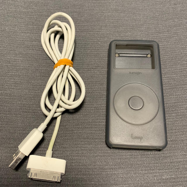 Apple(アップル)の値下げ！iPod nano 初代　4GB 黒　美品 スマホ/家電/カメラのオーディオ機器(ポータブルプレーヤー)の商品写真