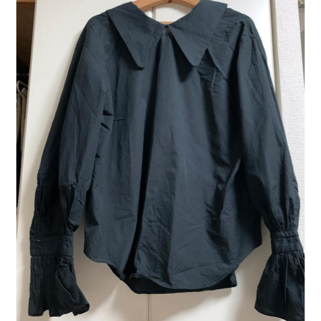 jonnlynx(ジョンリンクス)の★値下げ★ジョンリンクス　jonnlynx ruffle cuffs shirt レディースのトップス(シャツ/ブラウス(長袖/七分))の商品写真