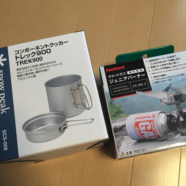 Iwatani 携帯ガスコンロ クッカーセット キャンプ用品 イワタニ ジュニアバーナーの通販 By モツサン S Shop イワタニならラクマ