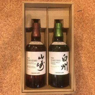 サントリー(サントリー)の山崎シングルモルト700ml白州シングルモルト700ml 各１本飲みくらべセット(ウイスキー)