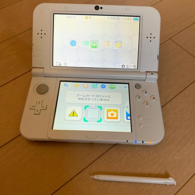 ニンテンドー3DS(ニンテンドー3DS)の3DS LL本体 エンタメ/ホビーのゲームソフト/ゲーム機本体(携帯用ゲーム機本体)の商品写真