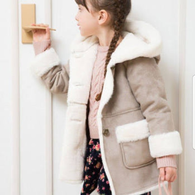 GLOBAL WORK(グローバルワーク)の美品★GLOBAL WORK ムートンコートS　グレー キッズ/ベビー/マタニティのキッズ服女の子用(90cm~)(コート)の商品写真