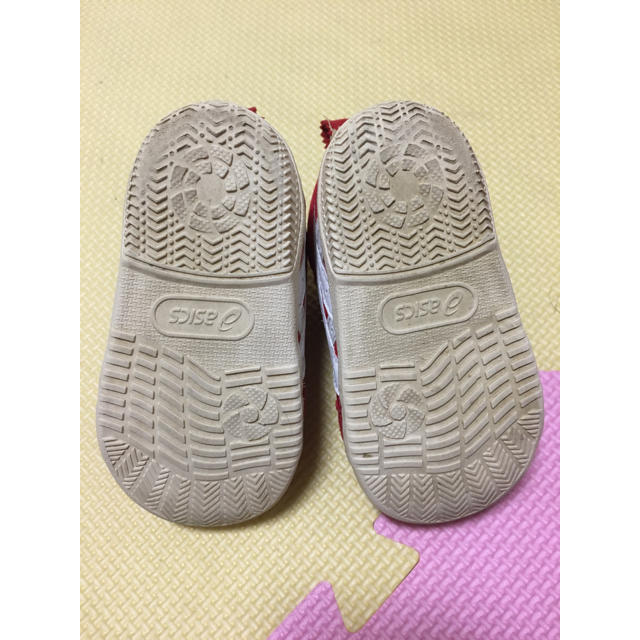 asics(アシックス)のアシックスベビーキッズ靴 キッズ/ベビー/マタニティのベビー靴/シューズ(~14cm)(スニーカー)の商品写真