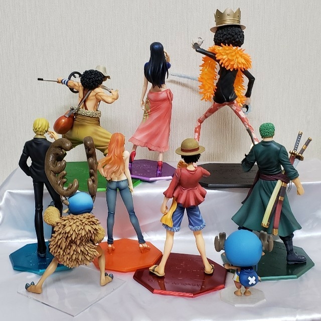 《激レア》ONE PIECE  ルフィ　麦わら海賊団　フィギュア