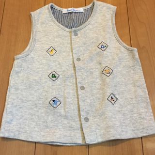 ファミリア(familiar)のひなっち様専用　familiar 80 ベスト 美品(カーディガン/ボレロ)