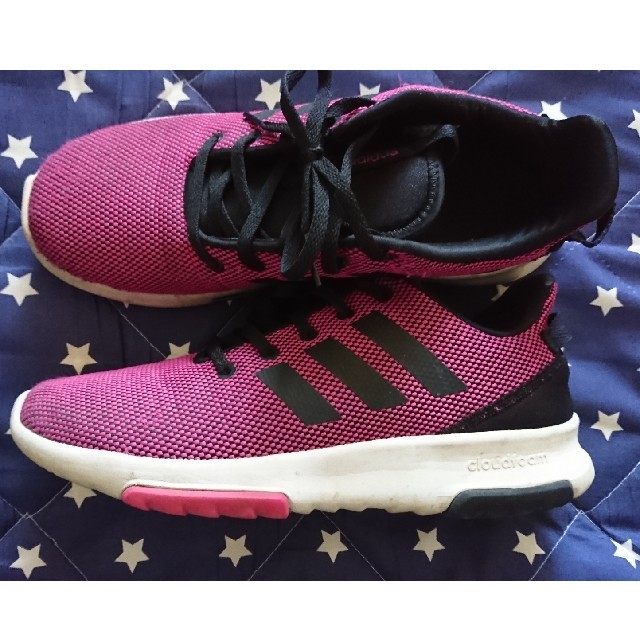 adidas(アディダス)のadidas foam ・ サイズ２４.５cm 中古 メンズの靴/シューズ(スニーカー)の商品写真