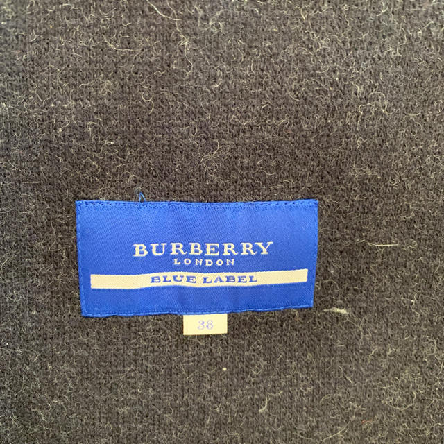 BURBERRY BLUE LABEL(バーバリーブルーレーベル)のバーバリー BLUE LABEL  値下げ！ レディースのジャケット/アウター(ポンチョ)の商品写真