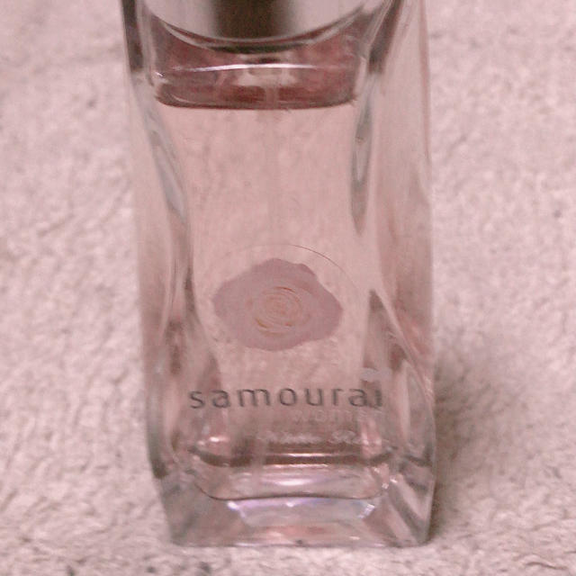 SAMOURAI(サムライ)のサムライウーマン ホワイトローズ コスメ/美容の香水(香水(女性用))の商品写真