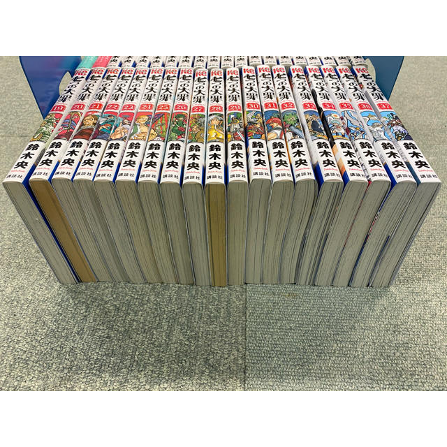 講談社(コウダンシャ)のいいねして下さった方へ！これが最後です。七つの大罪1~37巻セット エンタメ/ホビーの漫画(少年漫画)の商品写真