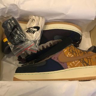 ナイキ(NIKE)のnike travis scott airforce1 28 新品(スニーカー)