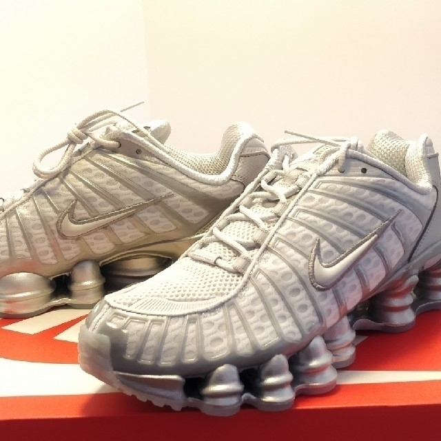 スニーカーNIKE SHOX TL PLATINUM