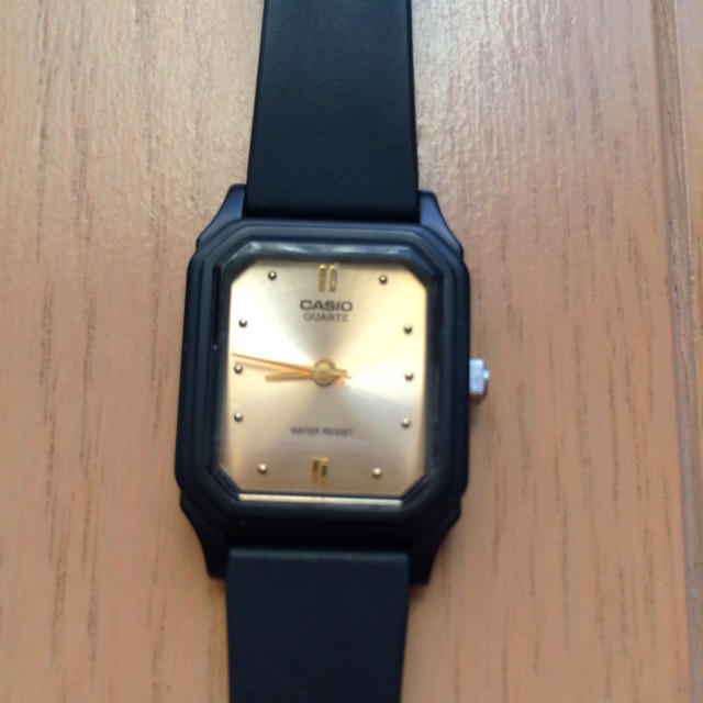 CASIO(カシオ)のチープ カシオ ゴールド  CASIO 腕時計 (電池切れ) レディースのファッション小物(腕時計)の商品写真