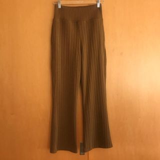 スナイデル(SNIDEL)のカットフレアパンツ　SNIDEL(カジュアルパンツ)