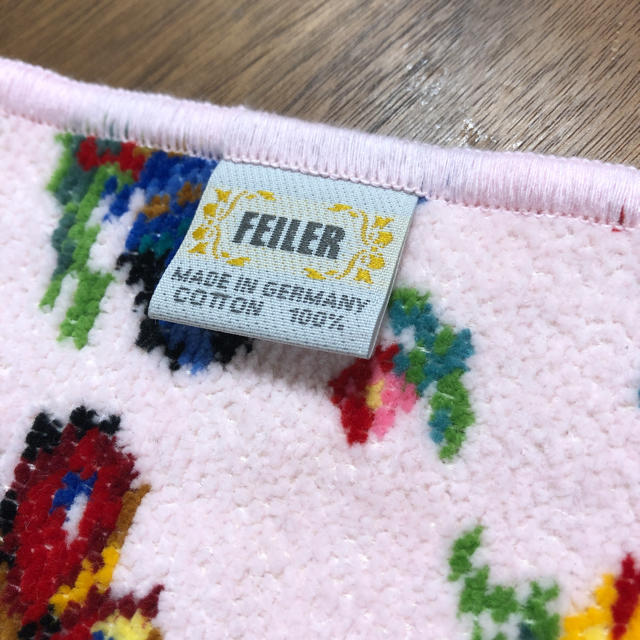 FEILER(フェイラー)のFEILER スタイ キッズ/ベビー/マタニティのこども用ファッション小物(ベビースタイ/よだれかけ)の商品写真