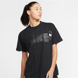 サカイ(sacai)のnike  sacai ハイブリッドTシャツ　M (Tシャツ/カットソー(半袖/袖なし))