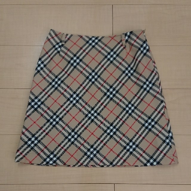 BURBERRY BLUE LABEL(バーバリーブルーレーベル)のスカート レディースのスカート(ミニスカート)の商品写真