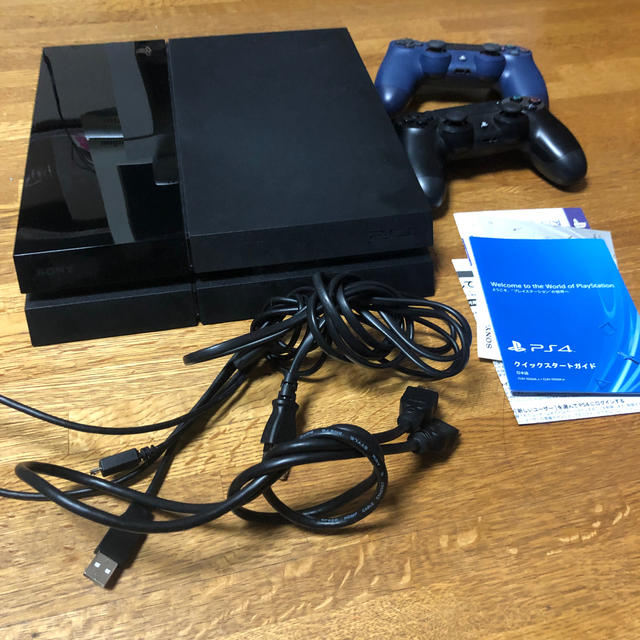 PlayStation4(プレイステーション4)のPlayStation4  エンタメ/ホビーのゲームソフト/ゲーム機本体(家庭用ゲーム機本体)の商品写真